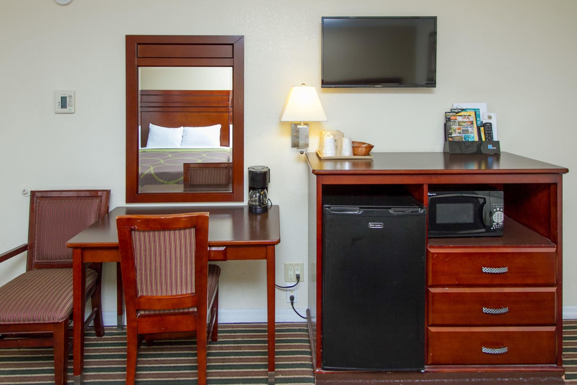 Surestay By Best Western Fresno Central Экстерьер фото